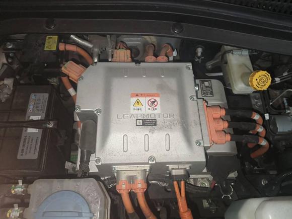 [常州·苏D] 二手零跑汽车零跑T032021款 400豪华版