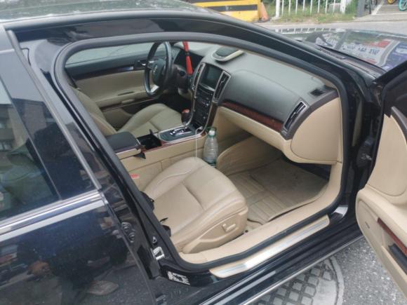 [上海·沪D] 二手凯迪拉克SLS赛威2011款 2.0T 精英型