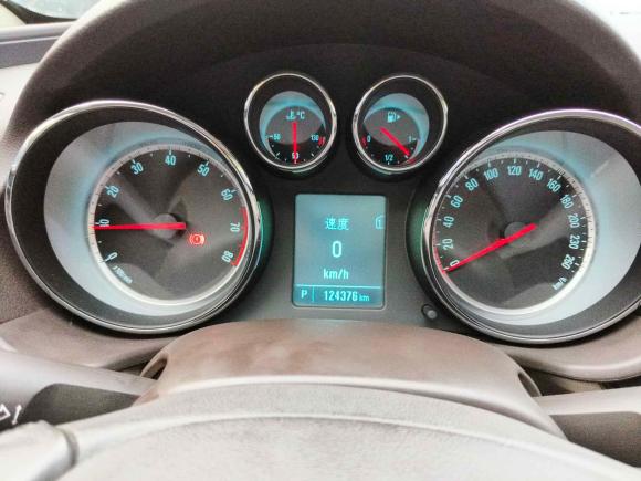 [广州·粤Y] 二手别克君威2015款 2.0L 领先时尚型