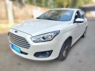 福特福睿斯2015款1.5L手动舒适型