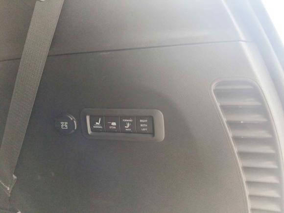 [无锡·苏B] 二手克莱斯勒大捷龙2017款 3.6L 尊享版