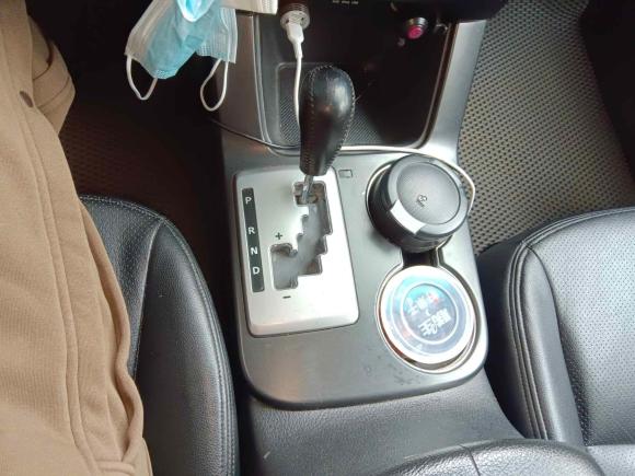 [深圳·粤B] 二手起亚索兰托2009款 2.4L 舒适版