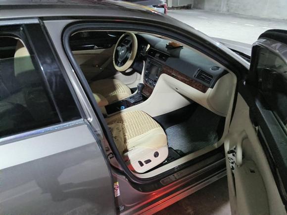 [上海·沪A] 二手大众帕萨特2013款 1.8TSI DSG御尊版
