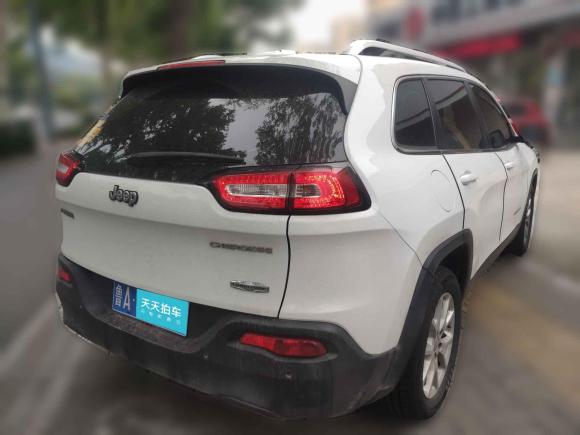 [济南·鲁A] 二手Jeep自由光2016款 2.4L 领先版