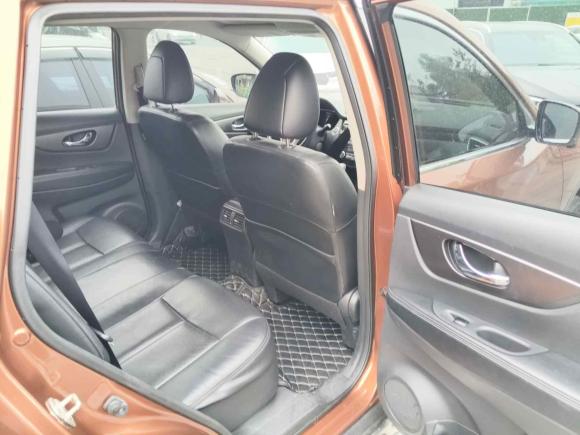 [成都·川A] 二手日产奇骏2014款 2.0L CVT舒适版 2WD