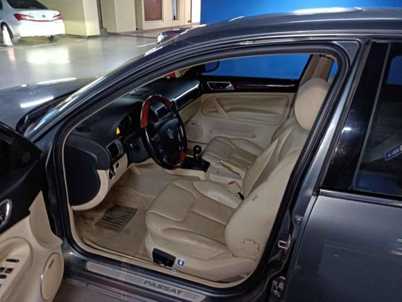 [上海·沪A] 二手大众Passat领驭2009款 1.8T 手动尊品型