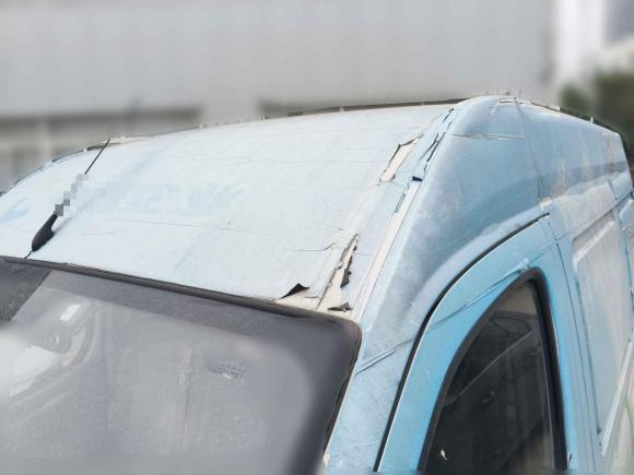 [合肥·皖A] 二手上汽大通MAXUS新途V802018款 2.5T 6挡手动厢式货车短轴中顶2/3座