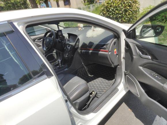 [上海·沪B] 二手比亚迪秦新能源2014款 1.5T 酷黑骑士旗舰型