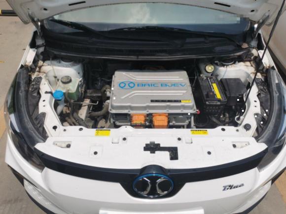 [上海·沪A] 二手北汽新能源北汽新能源EC52019款 新风版