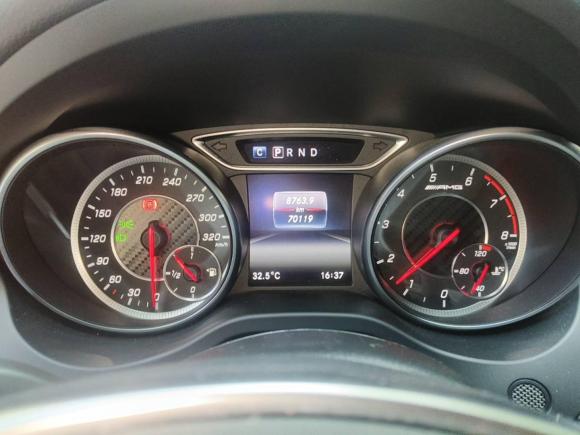 [上海·沪E] 二手奔驰奔驰GLA AMG2017款 AMG GLA 45 4MATIC 暗夜雷霆限量版