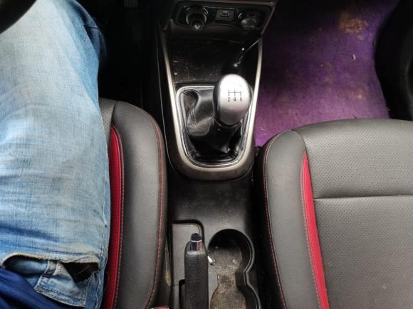 [苏州·苏E] 二手长安长安CS152016款 1.5L 手动时尚版