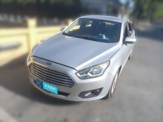 福特福睿斯2015款1.5L手动舒适型