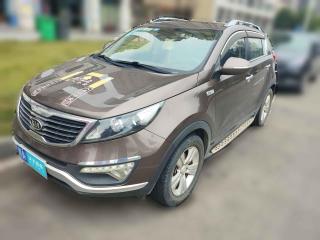 起亚智跑2014款2.0L手动两驱版GLS