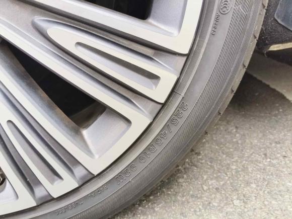 [成都·川A] 二手红旗红旗H52022款 经典款 1.8T 自动智联旗领版