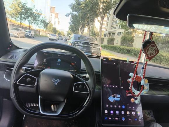 [南京·苏A] 二手哪吒汽车哪吒GT2023款 560