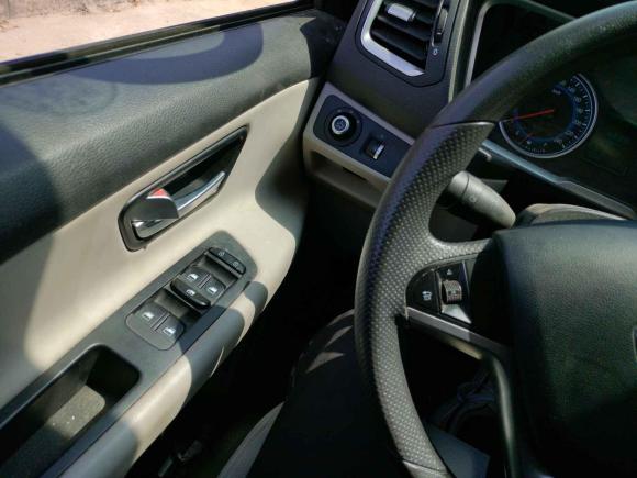 [上海·川A] 二手华颂华颂72015款 2.0T 自动舒适型