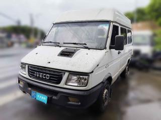 依维柯依维柯得意2017款 2.5T A35客车5-7座47Z5