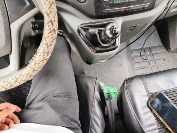 [无锡·苏B] 二手福田图雅诺2021款 2.0T手动通途长轴中顶5/6/7座4F20TC3