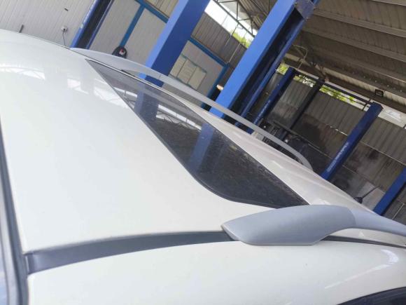 [上海·沪A] 二手双龙雷斯特W2014款 2.0T 四驱豪华导航版7座