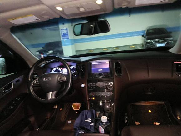 [嘉兴·浙A] 二手英菲尼迪英菲尼迪QX502015款 2.5L 豪华版