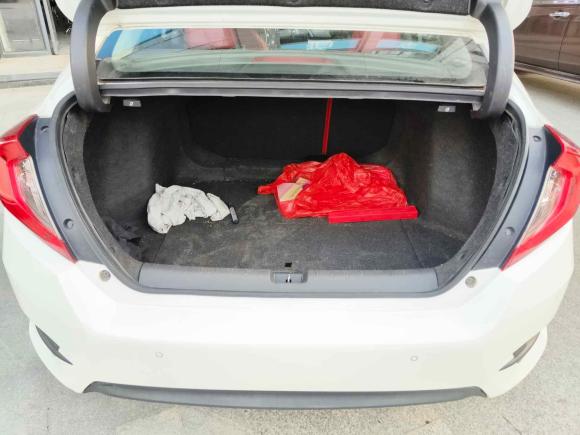 [武汉·鄂A] 二手本田思域2016款 220TURBO CVT豪华版