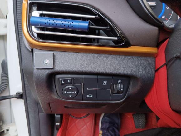 [成都·川A] 二手长安逸动DT2019款 1.6L 手动优享型 国VI