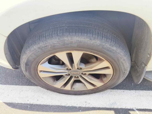 [南昌·皖B] 二手奇瑞瑞虎32015款 1.6L CVT智尚纪念版