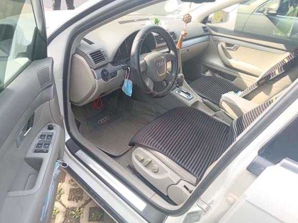 [济南·鲁A] 二手奥迪奥迪A42006款 1.8T 7挡自动舒适型