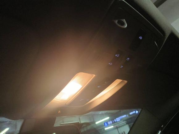 [无锡·苏B] 二手凯迪拉克凯迪拉克SRX2013款 3.0L 舒适型