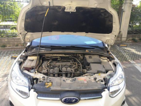 [上海·沪C] 二手福特福克斯2012款 两厢 1.6L 自动舒适型