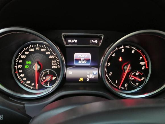 [上海·沪D] 二手奔驰奔驰GLE2017款 GLE 320 4MATIC 动感型