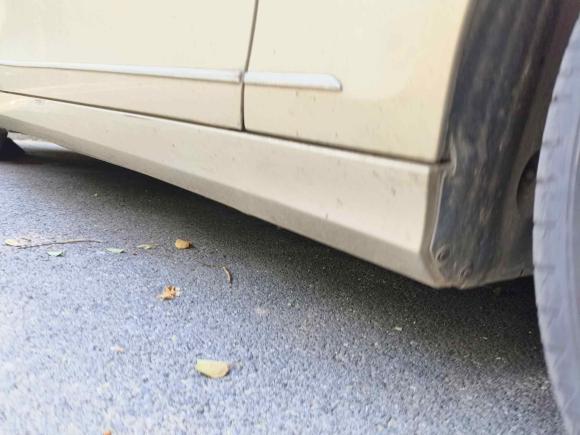 [南京·赣B] 二手奔驰奔驰C级2010款 C 200 CGI 时尚型