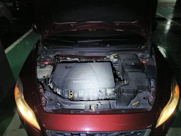 [深圳·粤B] 二手沃尔沃沃尔沃C302010款 改款 2.0智雅版