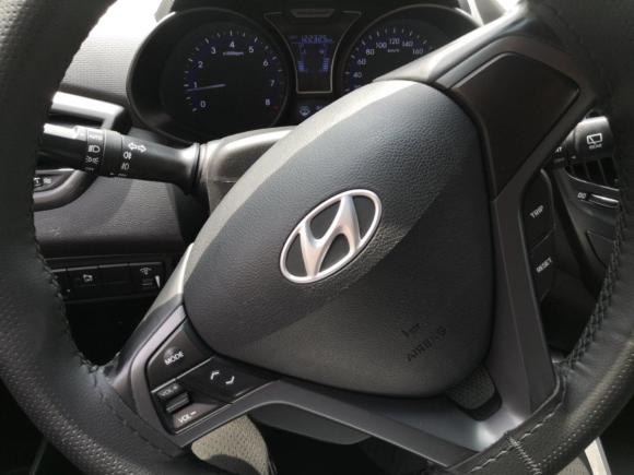 [上海·鲁A] 二手现代Veloster飞思2012款 1.6T 手动舒适版