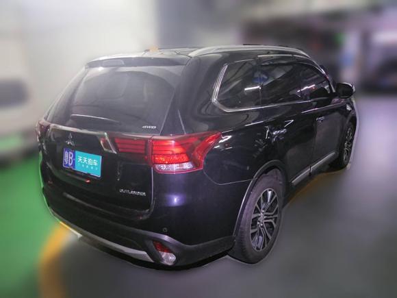 [深圳·粤B] 二手三菱欧蓝德2016款 2.4L 四驱豪华版 7座