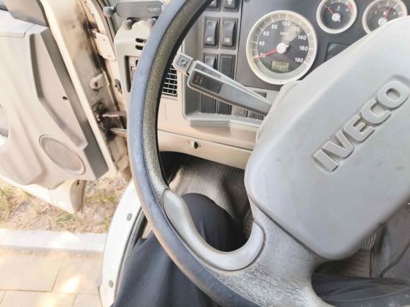 [杭州·浙A] 二手依维柯依维柯得意2014款 2.8T-V35 NJ5044XXYQZA43S4