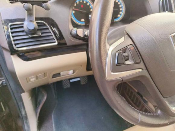 [杭州·豫P] 二手宝骏宝骏7302014款 1.5L 手动豪华导航ESP版 7座