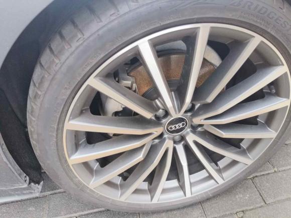 [上海·赣A] 二手奥迪奥迪A52021款 Sportback 40 TFSI quattro 豪华动感型