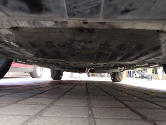 [深圳·粤D] 二手路虎揽胜极光2013款 2.0T 5门耀动版