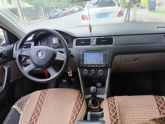 [成都·川A] 二手斯柯达昕锐2013款 1.6L 手动智选型