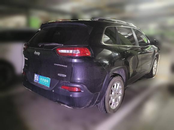 [武汉·鄂A] 二手Jeep自由光2016款 2.4L 领先版