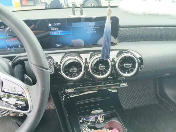 [常州·苏D] 二手奔驰奔驰A级2021款 改款 A 180 L 运动轿车