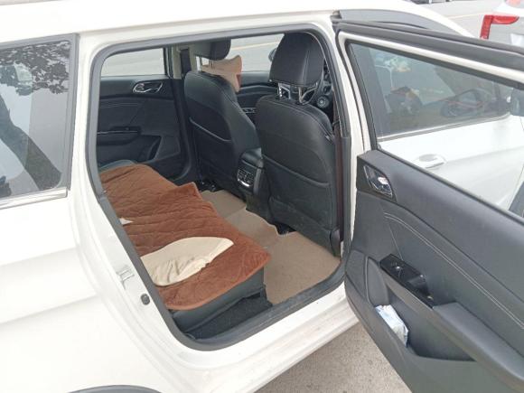 [南京·苏L] 二手宝骏宝骏310W2018款 1.5L 自动豪华型 国V