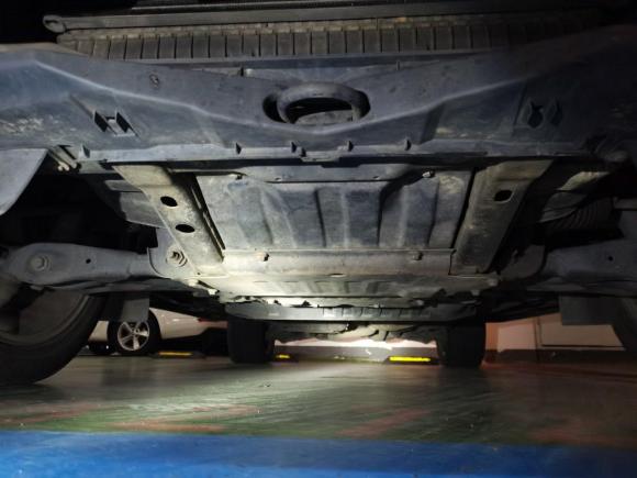 [苏州·苏E] 二手路虎发现2012款 3.0 SDV6 HSE奢朗限量版