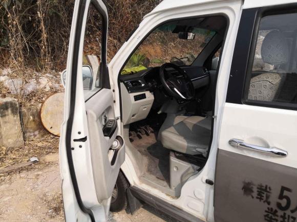 [无锡·苏B] 二手金杯新海狮X30L2018款 1.5L财富版DLCG14