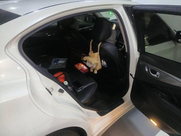 [深圳·粤B] 二手英菲尼迪英菲尼迪Q50L2016款 2.0T 进取版