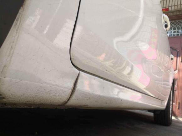 [武汉·粤T] 二手起亚起亚K22017款 三厢 1.4L AT GLS