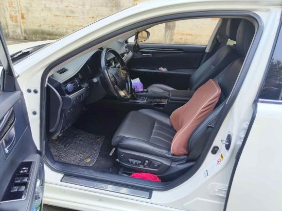 [武汉·鄂A] 二手雷克萨斯雷克萨斯ES2015款 200 舒适版