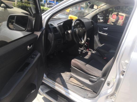 [杭州·浙A] 二手五十铃瑞迈2016款 2.8T两驱豪华款JE493ZLQ4CA