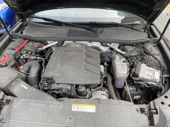 [广州·粤A] 二手奥迪奥迪A6L2020款 40 TFSI 豪华动感型